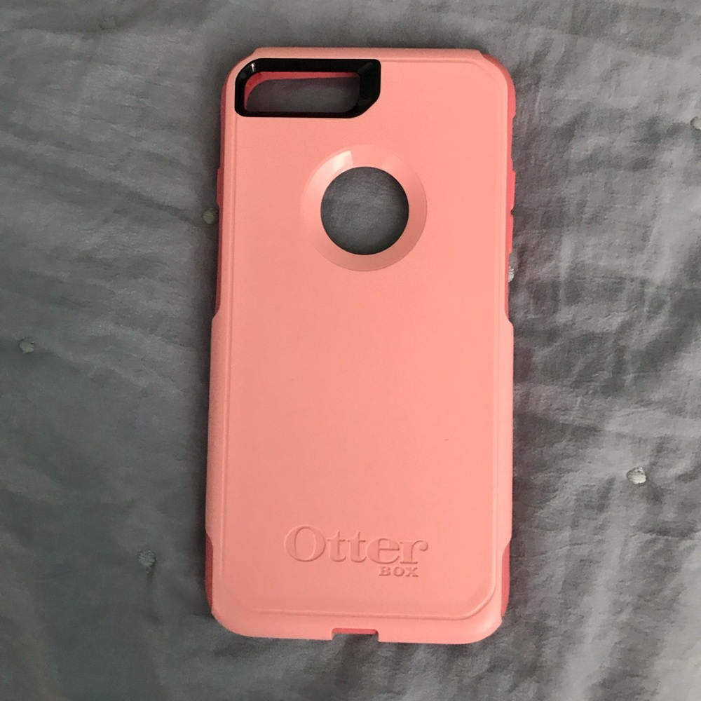 Pink iPhone 7 Plus otter box case